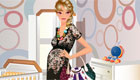 Pregnant dress up